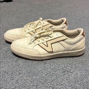 Vans Lowland Comfy Cush Sneakers size 10.5